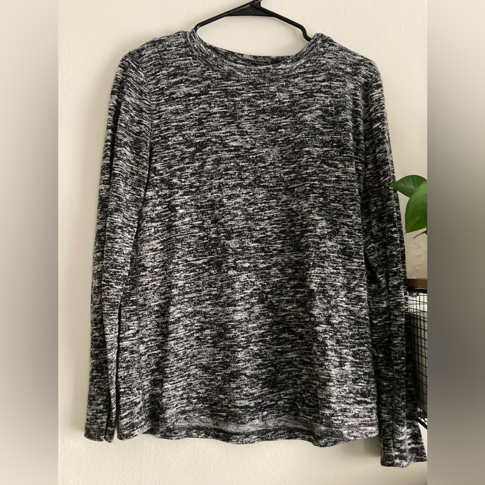 Universal Thread Long Sleeve Tee